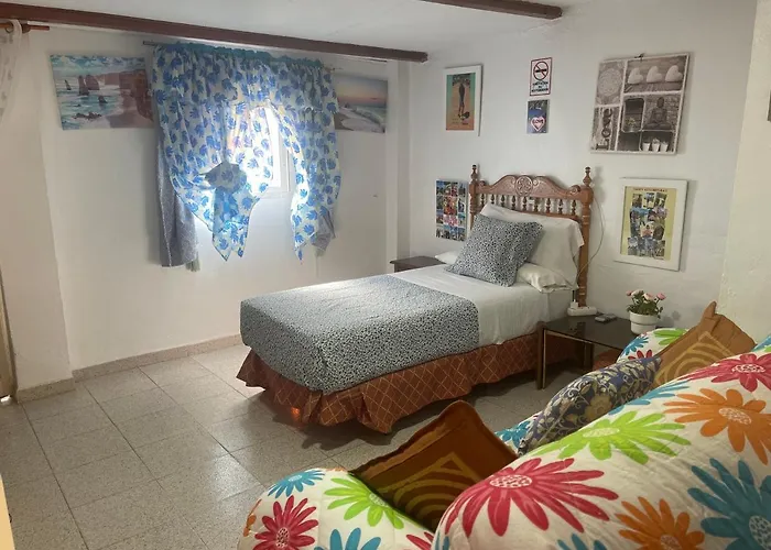Pensión Los Faroles Fuengirola